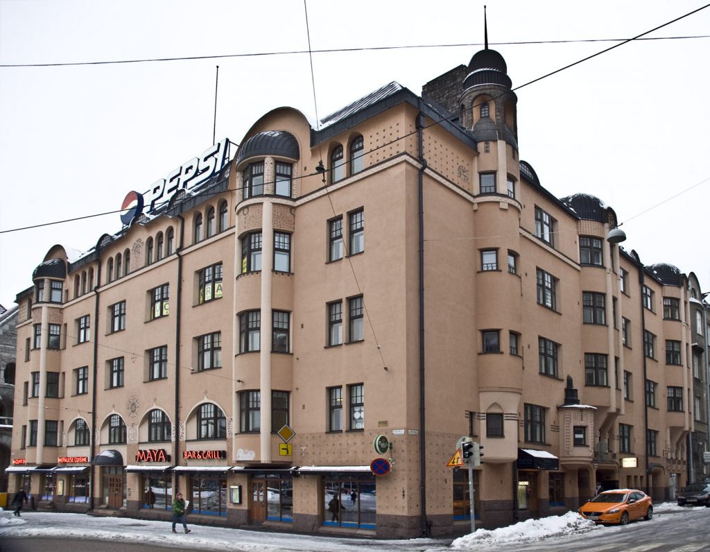Ullakkorakentaminen